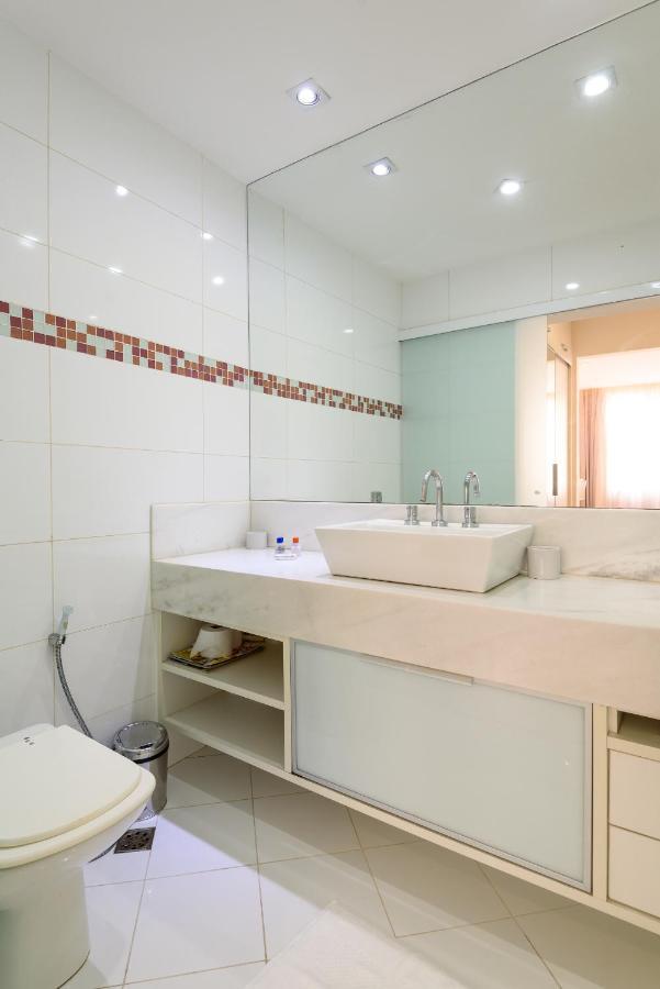 Apartamento Iluminado Em Copacabana - Paisagem Leve - Bc706 Z2 *